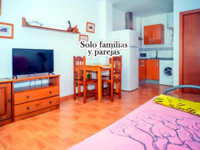 Apartamentos Cómodos en Conil con Aparcamiento Cercano